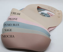 Load image into Gallery viewer, Silicone Feeding Bibs