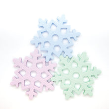 Load image into Gallery viewer, Snowflake Silicone Teething Pendant©